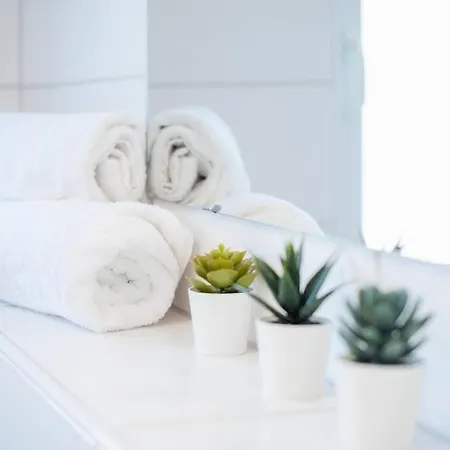 Apartment 4-zimmer-apartment - Messe - Airport - Tiefgarage - 3-schlafzimmer - Kueche