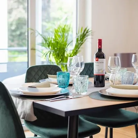 4-zimmer-apartment - Messe - Airport - Tiefgarage - 3-schlafzimmer - Kueche * 라인펠덴에흐터딘겐