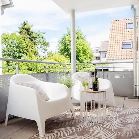 4-zimmer-apartment - Messe - Airport - Tiefgarage - 3-schlafzimmer - Kueche 아파트 *