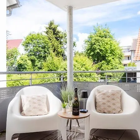 Apartment 4-zimmer-apartment - Messe - Airport - Tiefgarage - 3-schlafzimmer - Kueche Leinfelden-Echterdingen
