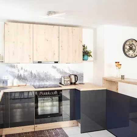 Apartment 4-zimmer-apartment - Messe - Airport - Tiefgarage - 3-schlafzimmer - Kueche
