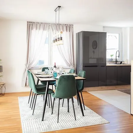 4-zimmer-apartment - Messe - Airport - Tiefgarage - 3-schlafzimmer - Kueche *